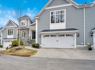 12 Robert Dr #12, Andover, MA 01810
