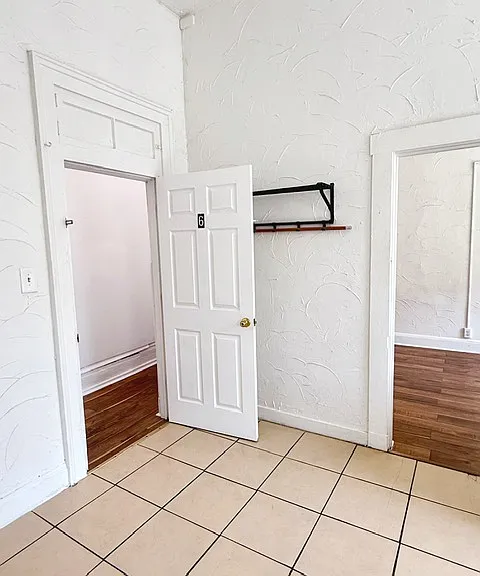 206 E 8th St #6 — Photo 4