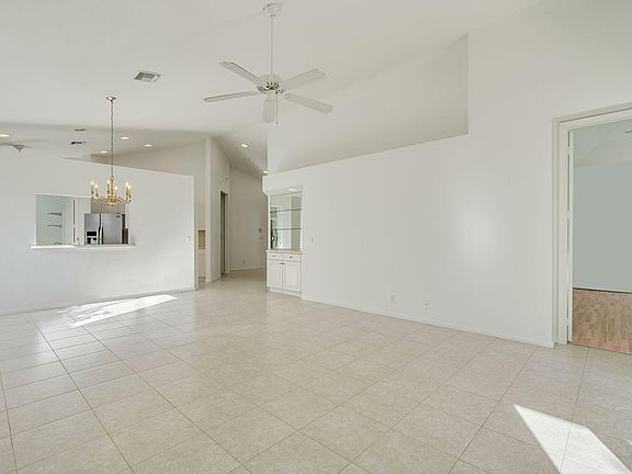 5th image of 2274 Egret Cove Dr