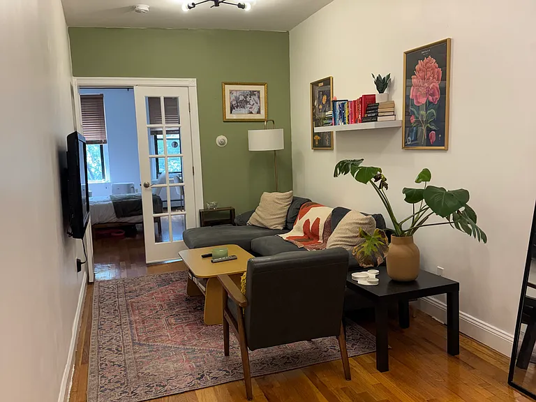 208 7th St #3L — Photo 9