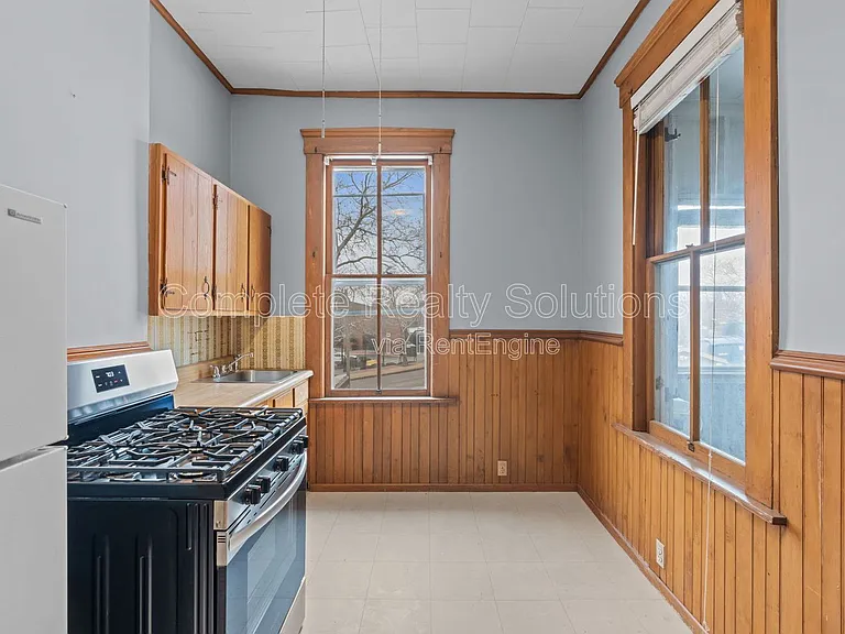1210 Lynch St #A — Photo 13