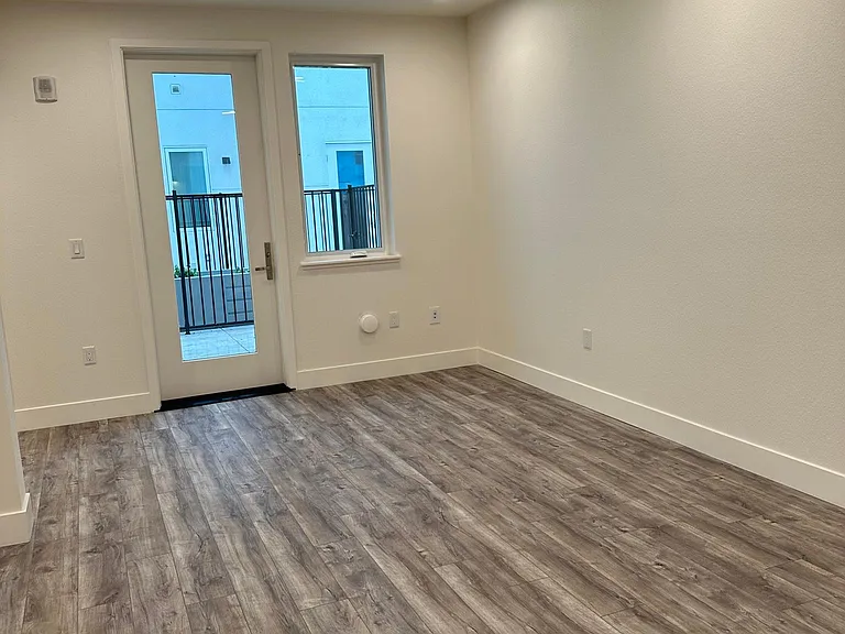 42111 Osgood Rd #208 — Photo 10
