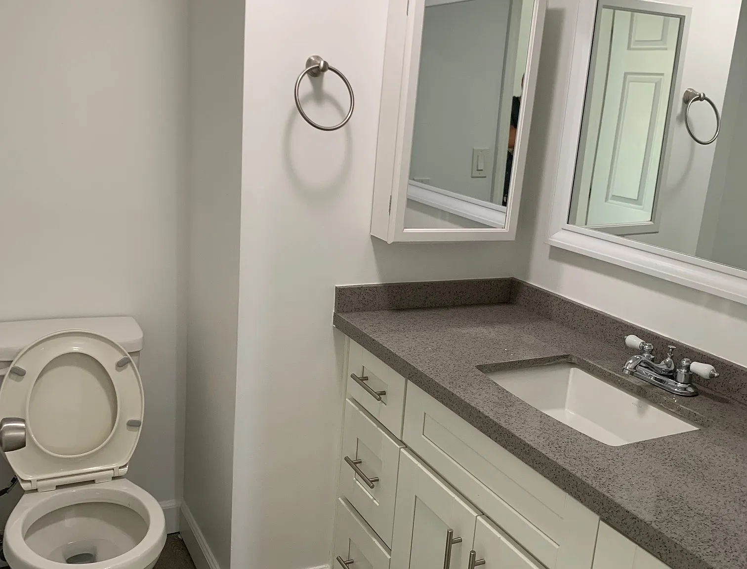 3 bed, 2.5 bath, 1300 sqft, $3,999 — Photo 4
