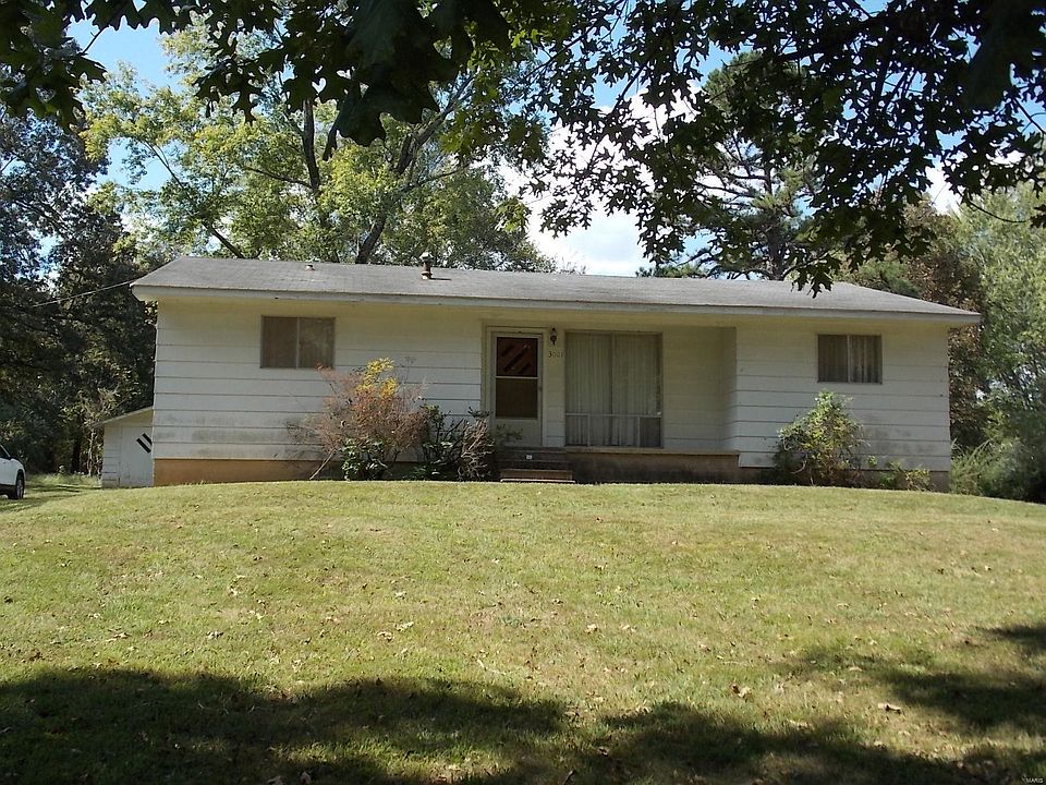 1st image of 3001 N 14th St
