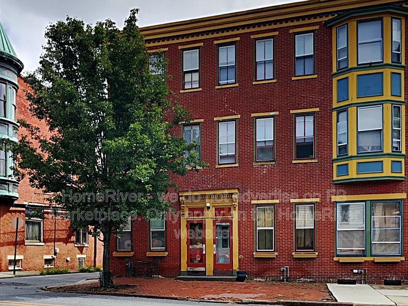 1st image of 253-255 North St APT 3