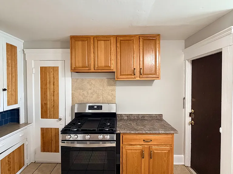 64 Stanley St #3 — Photo 6