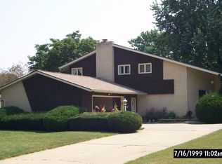 402 Michael Ct, Normal, IL 61761