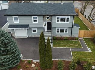 7 Dubois St, Stamford, CT 06905