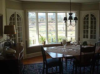 3rd image of 426 E Park Dr