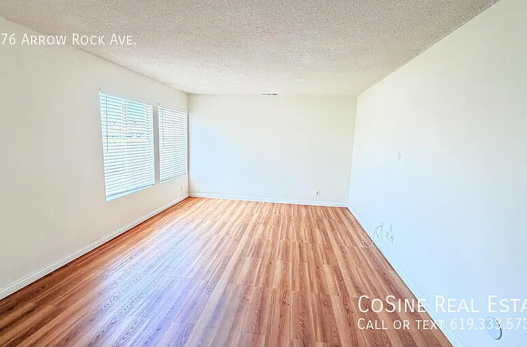 10276 Arrow Rock Ave — Photo 2