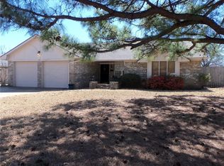 23 Chickasaw Dr, Shawnee, OK 74801