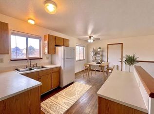 914 Canyon Ct, Windsor, CO 80550