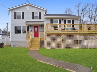 206 Sunset Ave, Pt Monmouth, NJ 07758