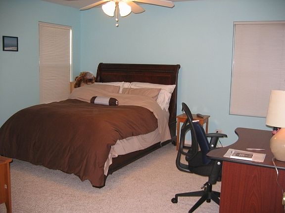 4th image of 601 Blackstone Ct