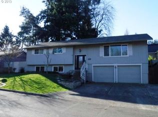 17655 SW Chippewa Trl, Tualatin, OR 97062