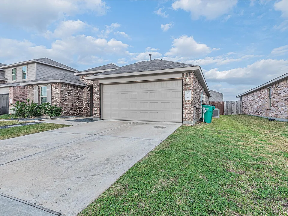 5110 Hedgerose Ln