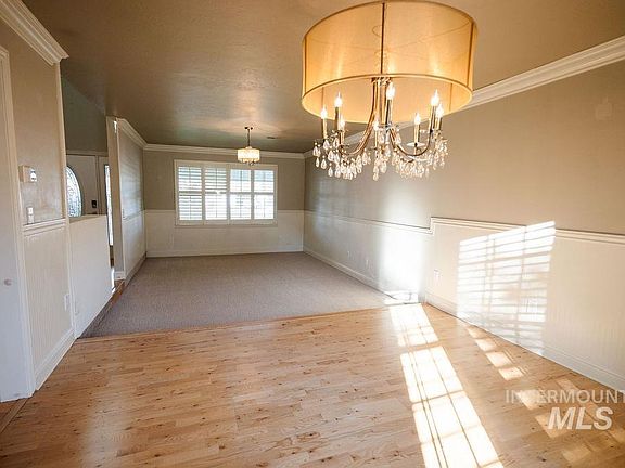4th image of 106 Rainbow Cir
