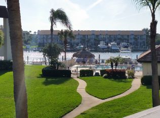 106 1st St E APT 101, Tierra Verde, FL 33715
