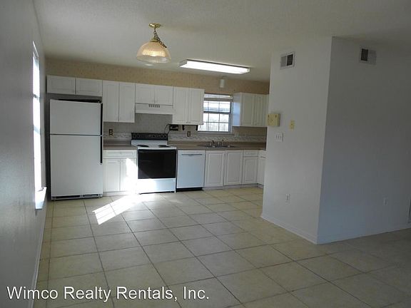 3rd image of 1130 Jeni Mae Ct