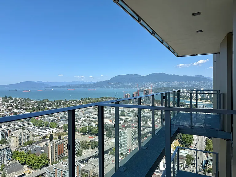 2488 Granville St — Photo 148
