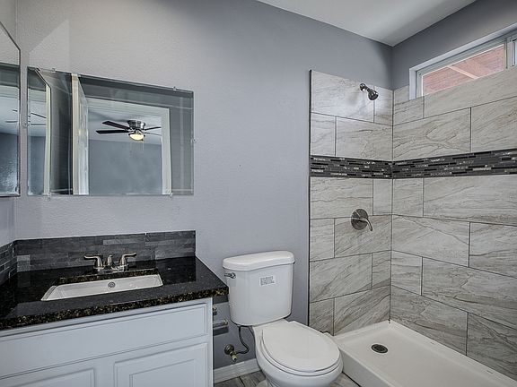 4th image of 8614 E Capri Ave