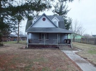 689 E South St, Martinsville, IN 46151