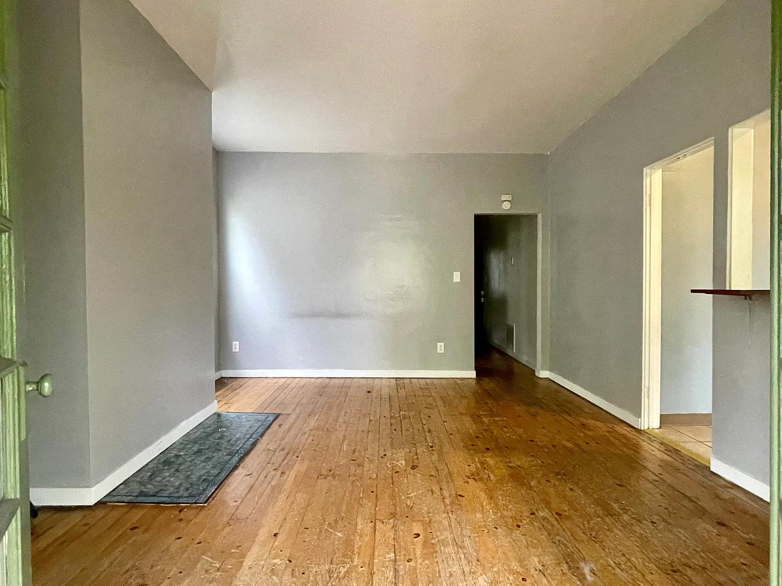 714 Ivy St — Photo 4