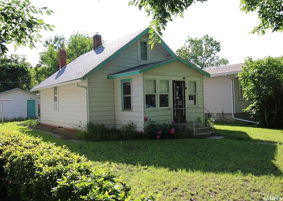 1st image of 538 Centre STREET