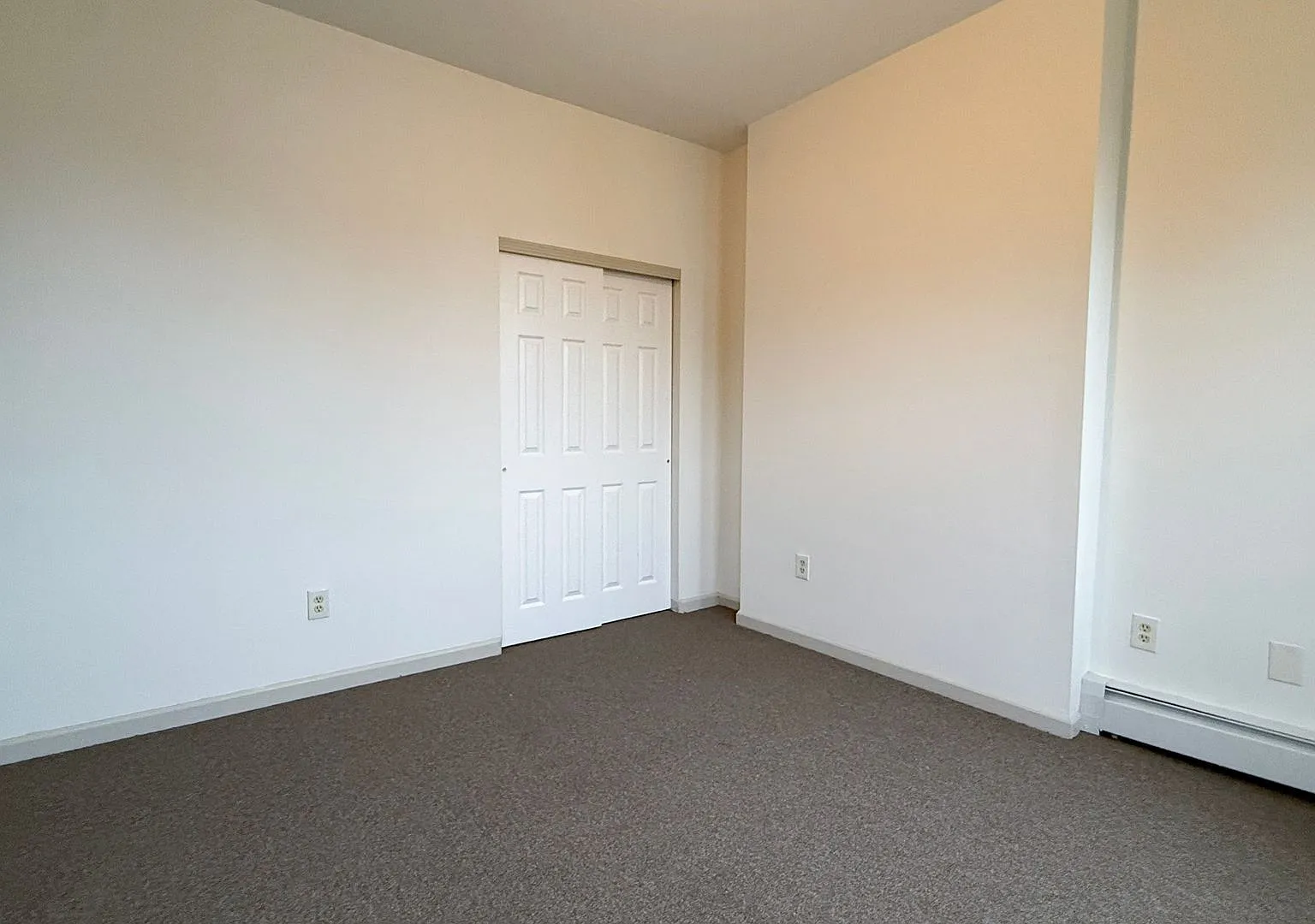 686-688 Broad St / Jess Properties LLC — Photo 4