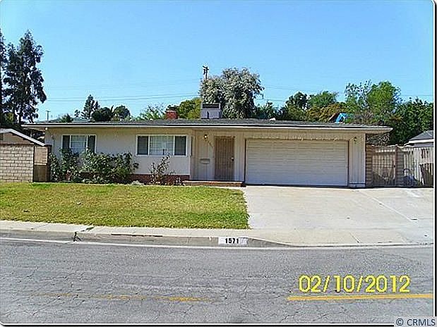 1st image of 1571 Loma Verde St