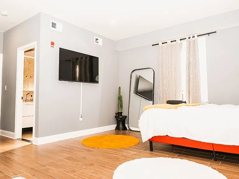 1306 N Carlisle St #2 — Photo 3