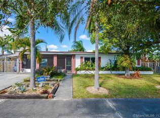 9871 Jamaica Dr, Cutler Bay, FL 33189