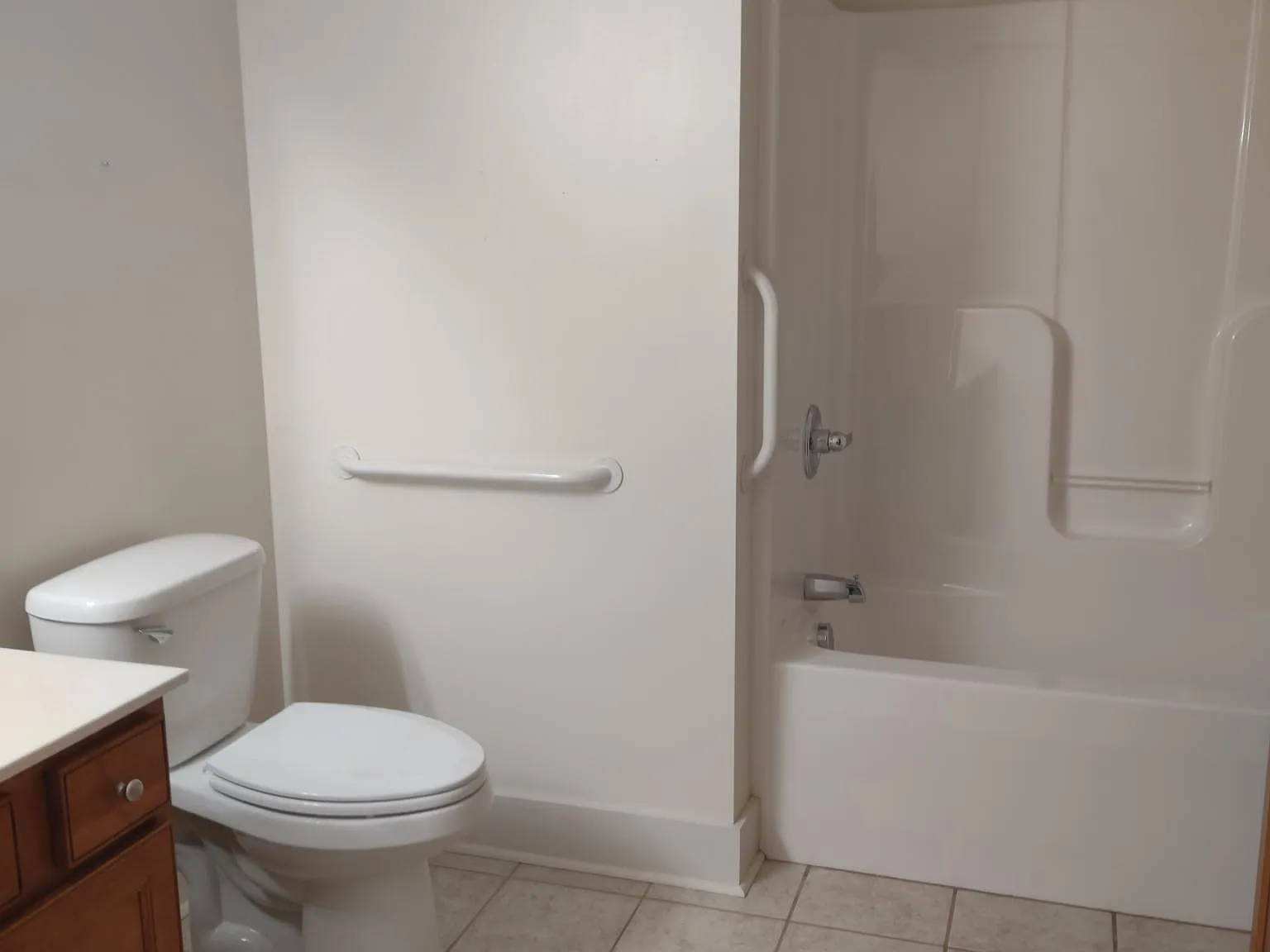 2 bed, $2,200 — Photo 3