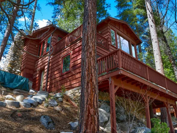 2576 Chilnualna Ave, Yosemite National Park, CA 95389