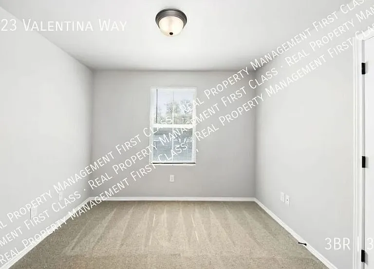 8623 Valentina Way — Photo 8