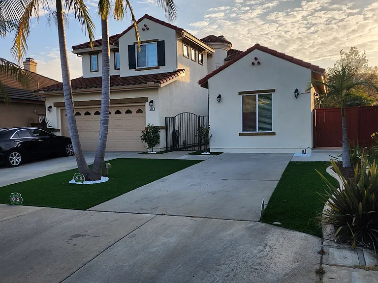 504 Peach Way #2 — Photo 3