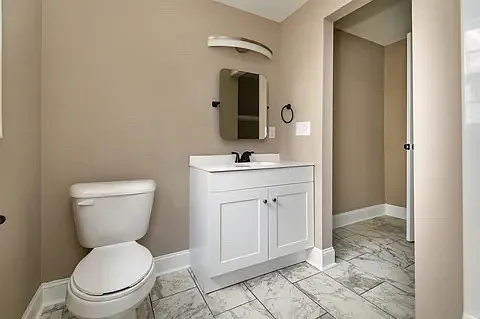 702 SW Atlantic St — Photo 5