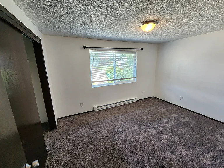 2500 Howard Ave #1 — Photo 3