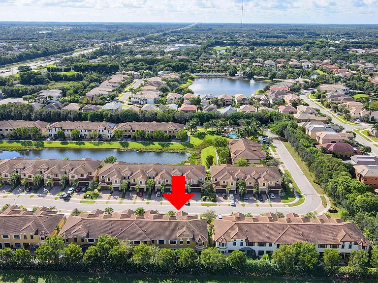 10342 Wellington Parc Dr — Photo 48