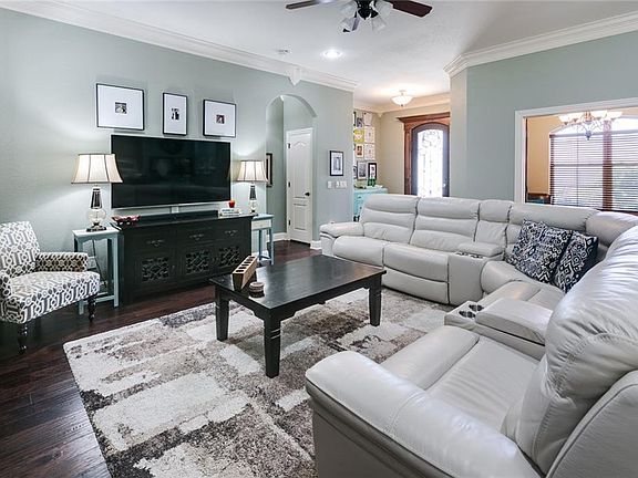 4th image of 3750 Jules Verne Ave