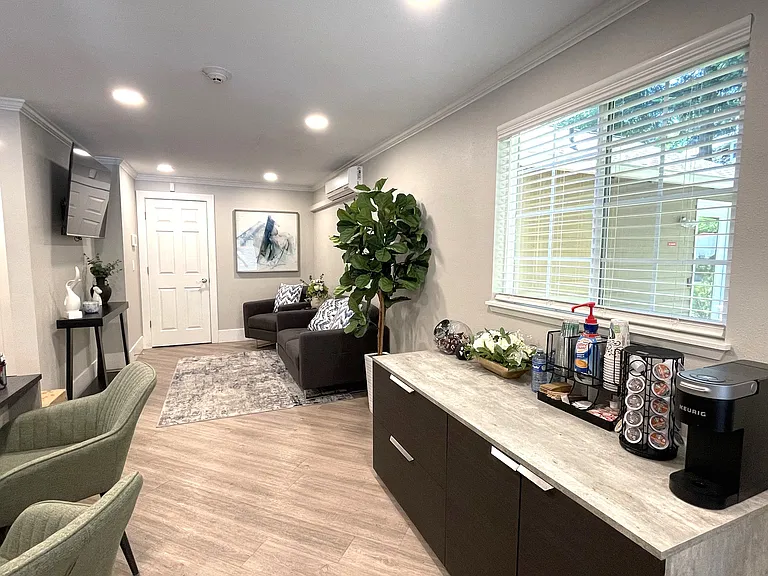 Bridlewood — Photo 14