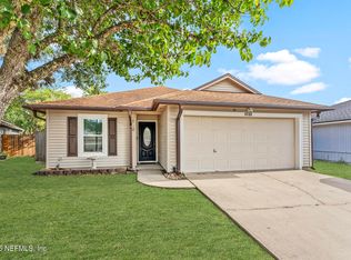8733 Buzz Ct, Jacksonville, FL 32216