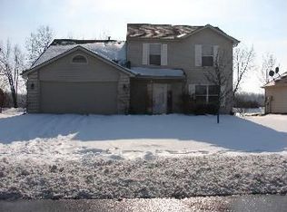 226 Rampart Dr, Fort Wayne, IN 46845