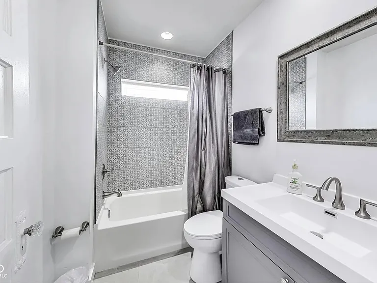2nd floor full bath - staged