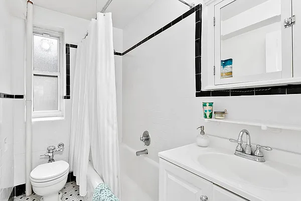 Rented by William Raveis Real Estate | media 9