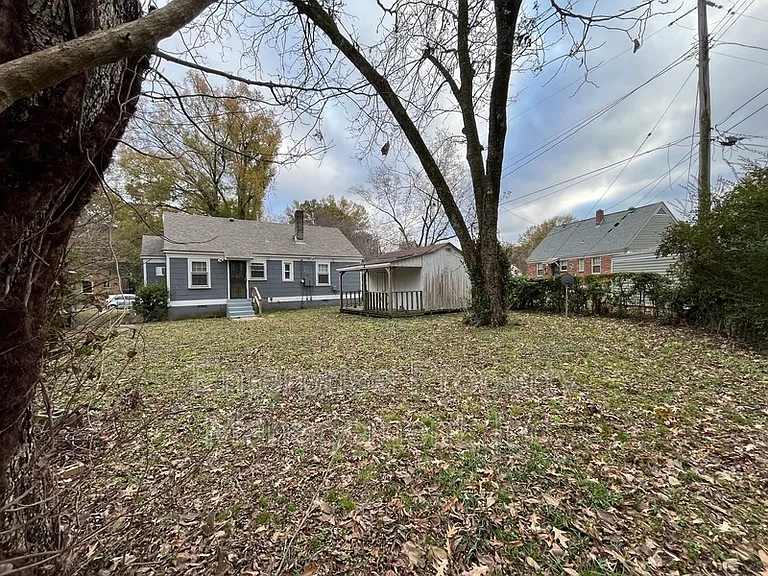 801 Bowen Cir — Photo 25