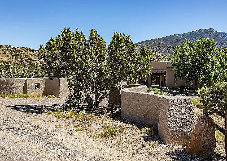 2nd image of 153 Camino De Las Huertas