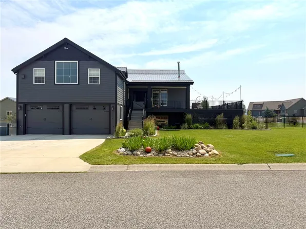 1110 Lazy M St, Red Lodge, MT 59068