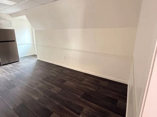 53 W Main St APT 2