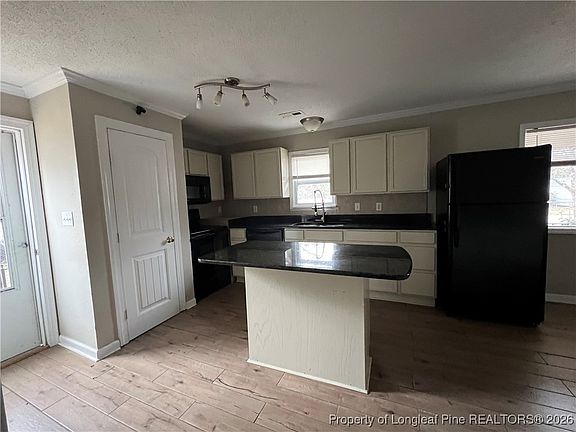 2nd image of 4969 Arlington St